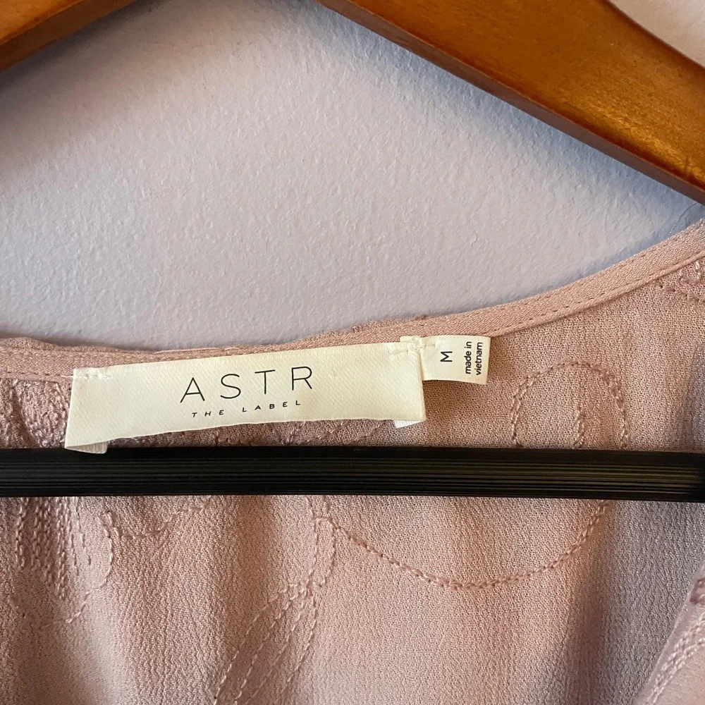 ASTR Women's Pink Ruffle Top - Picture 3 of 5